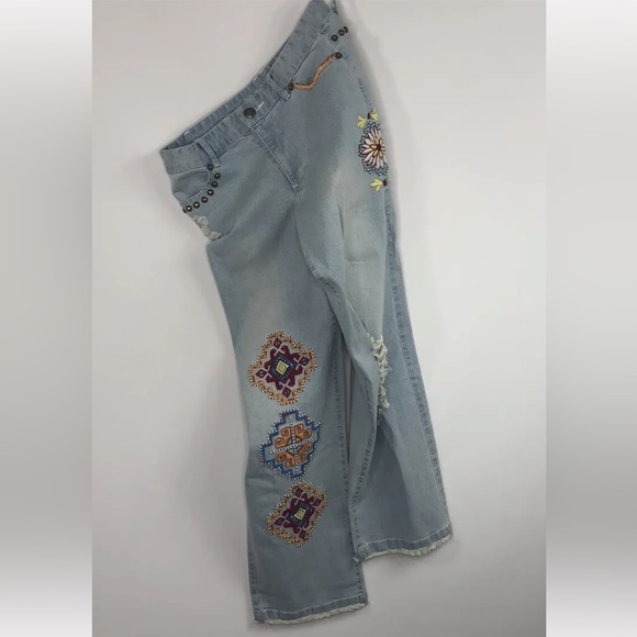 Double D Ranch Jeans - Picture 3 of 4